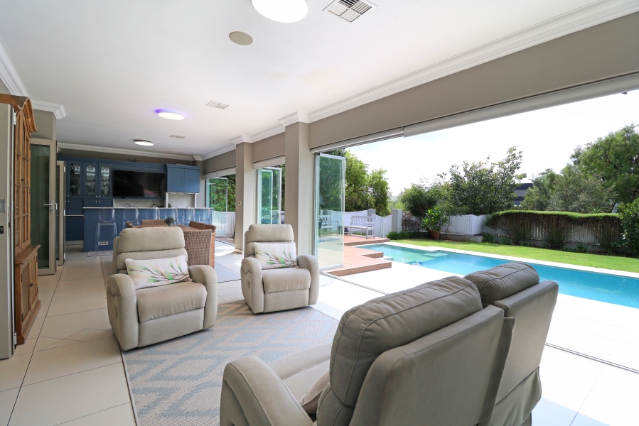 4 Bedroom Property for Sale in Waterfall Country Estate Gauteng