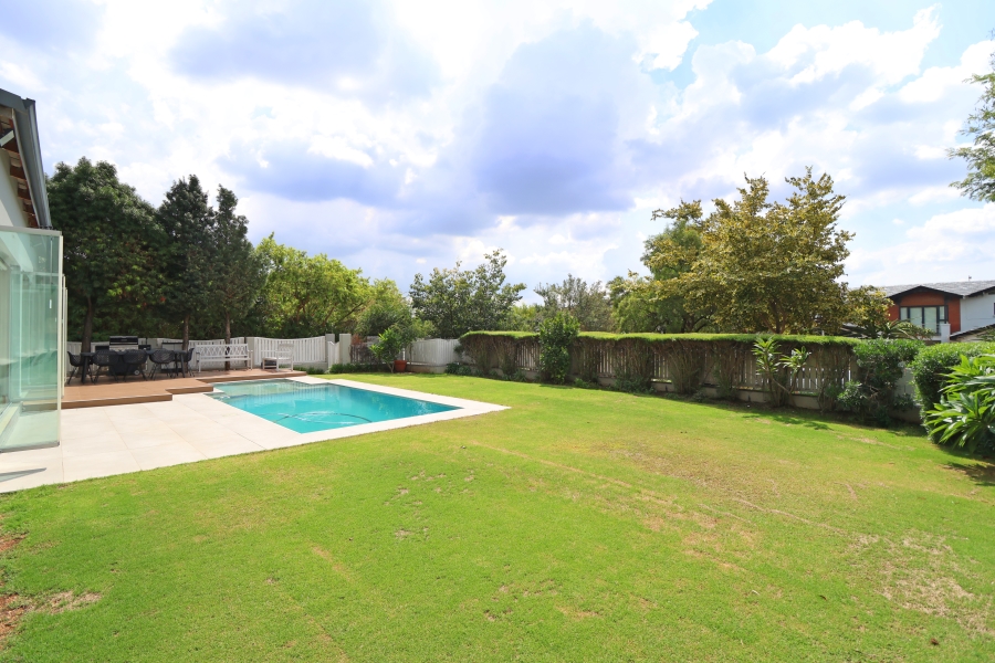 4 Bedroom Property for Sale in Waterfall Country Estate Gauteng