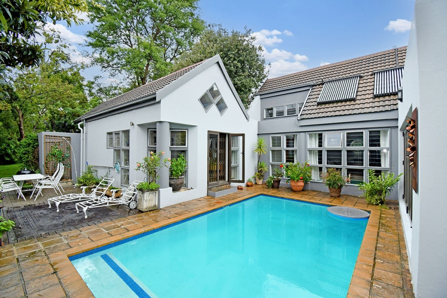 2 Bedroom Property for Sale in Bryanston Gauteng