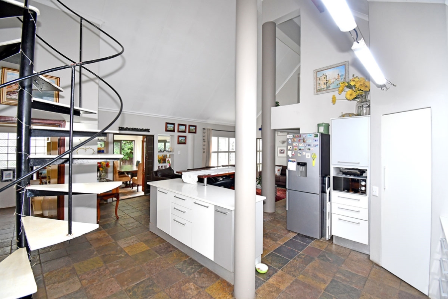 2 Bedroom Property for Sale in Bryanston Gauteng