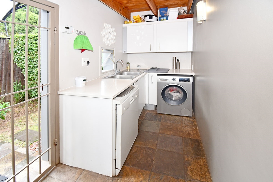 2 Bedroom Property for Sale in Bryanston Gauteng