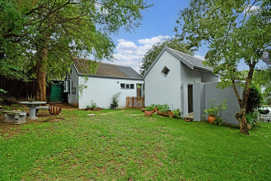 2 Bedroom Property for Sale in Bryanston Gauteng