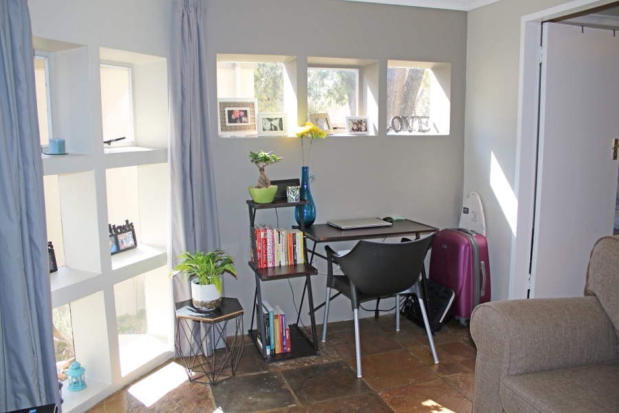 2 Bedroom Property for Sale in Bryanston Gauteng