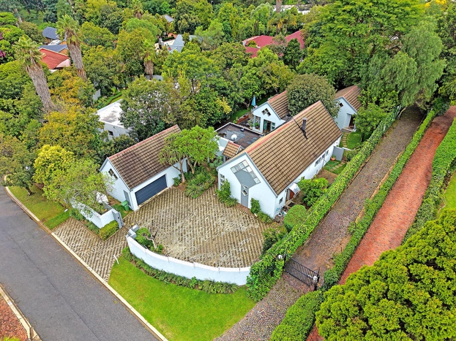 2 Bedroom Property for Sale in Bryanston Gauteng