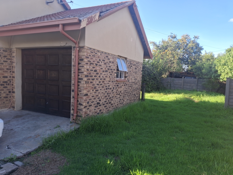 3 Bedroom Property for Sale in Riamar Park Gauteng