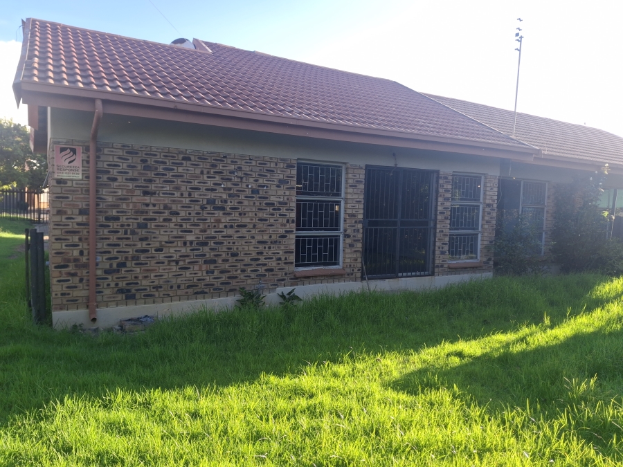 3 Bedroom Property for Sale in Riamar Park Gauteng