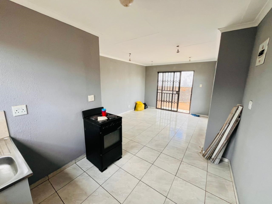 2 Bedroom Property for Sale in Vanderbijlpark CE 7 Gauteng