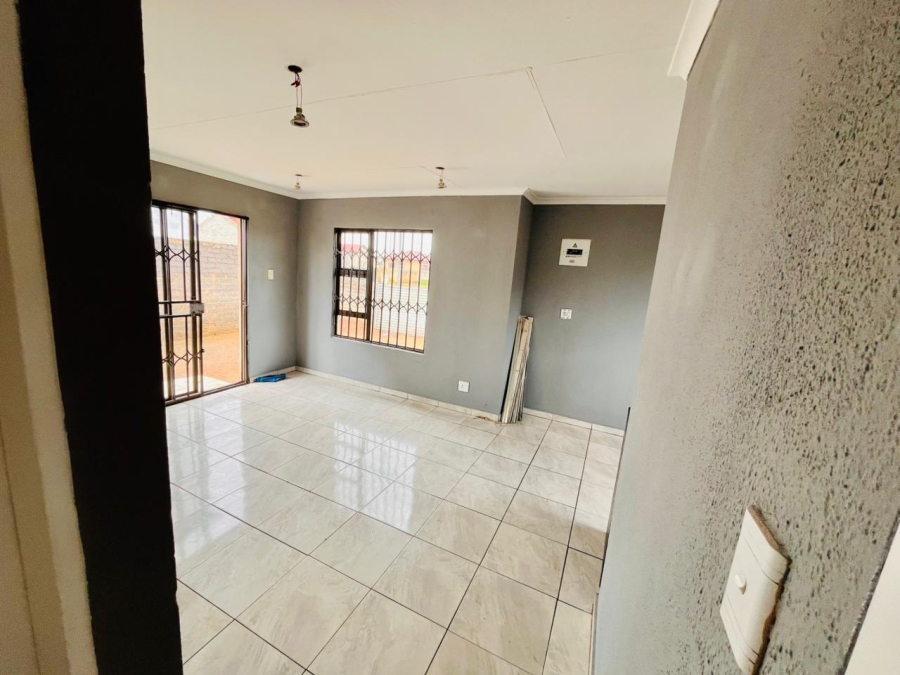 2 Bedroom Property for Sale in Vanderbijlpark CE 7 Gauteng