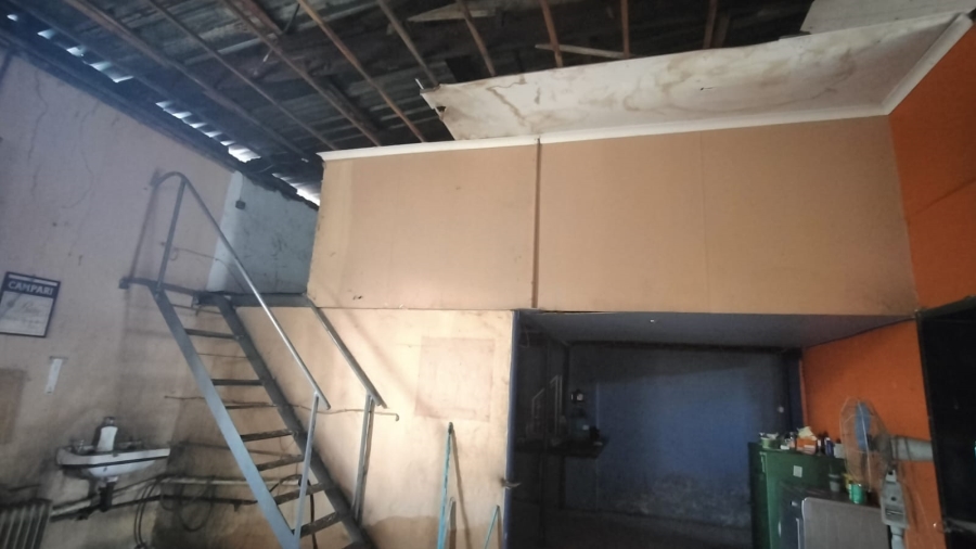 Commercial Property for Sale in Aureus Gauteng