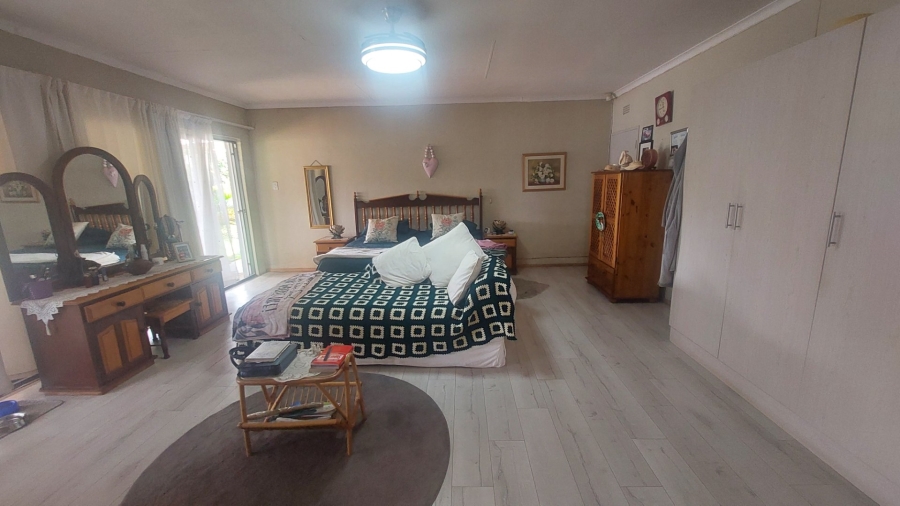 3 Bedroom Property for Sale in Helikonpark Gauteng