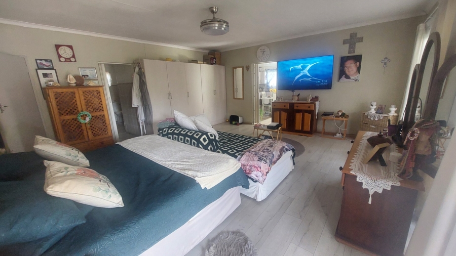 3 Bedroom Property for Sale in Helikonpark Gauteng