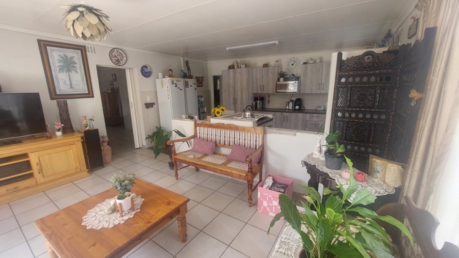 3 Bedroom Property for Sale in Helikonpark Gauteng