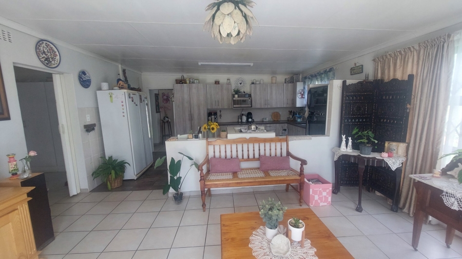 3 Bedroom Property for Sale in Helikonpark Gauteng