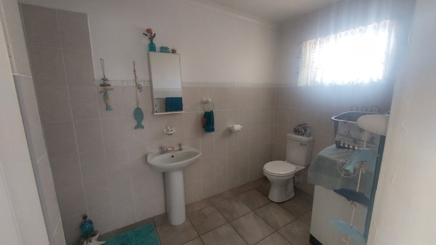 3 Bedroom Property for Sale in Helikonpark Gauteng