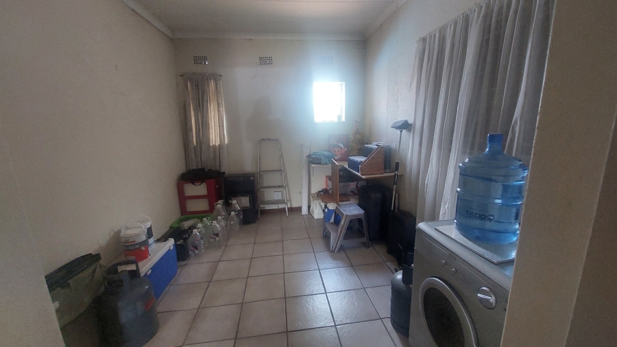 3 Bedroom Property for Sale in Helikonpark Gauteng