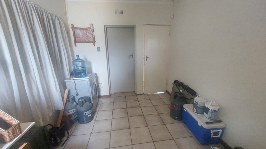 3 Bedroom Property for Sale in Helikonpark Gauteng