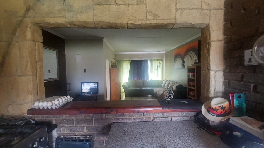 3 Bedroom Property for Sale in Helikonpark Gauteng