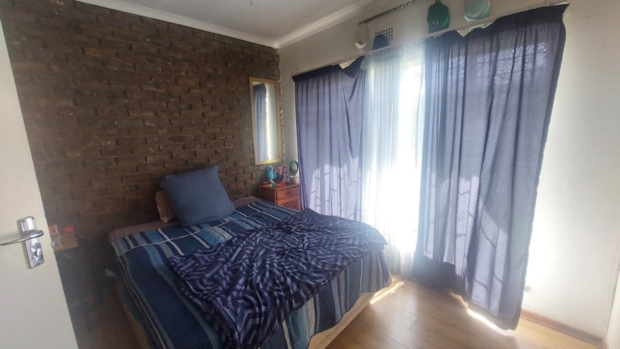 3 Bedroom Property for Sale in Helikonpark Gauteng
