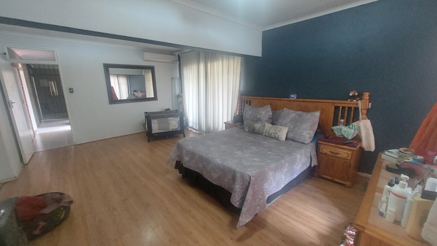 3 Bedroom Property for Sale in Helikonpark Gauteng