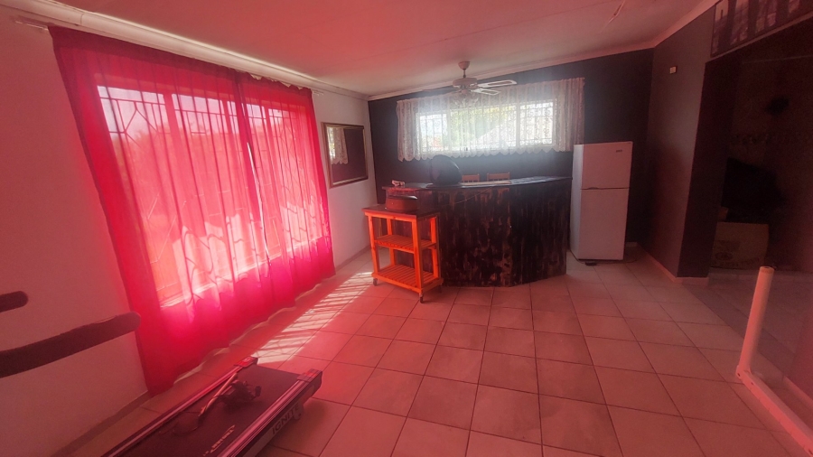 3 Bedroom Property for Sale in Helikonpark Gauteng