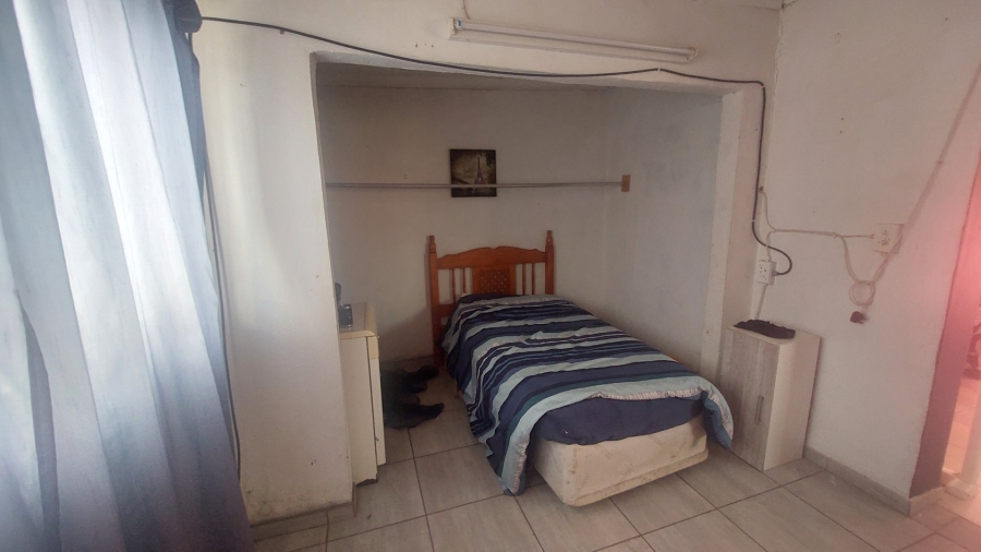 3 Bedroom Property for Sale in Helikonpark Gauteng