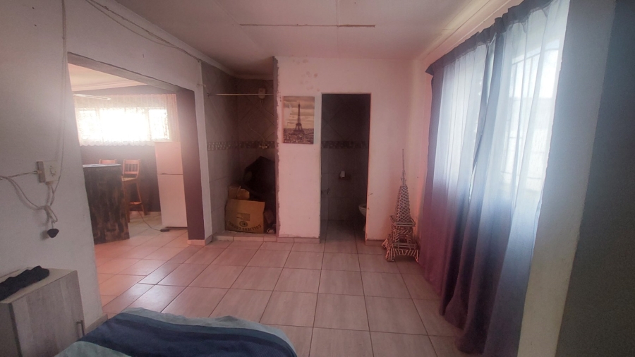 3 Bedroom Property for Sale in Helikonpark Gauteng