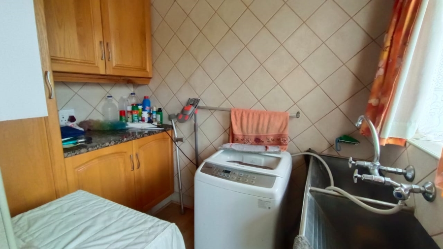 4 Bedroom Property for Sale in Greenhills Gauteng