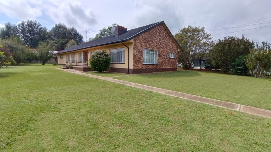 4 Bedroom Property for Sale in Greenhills Gauteng