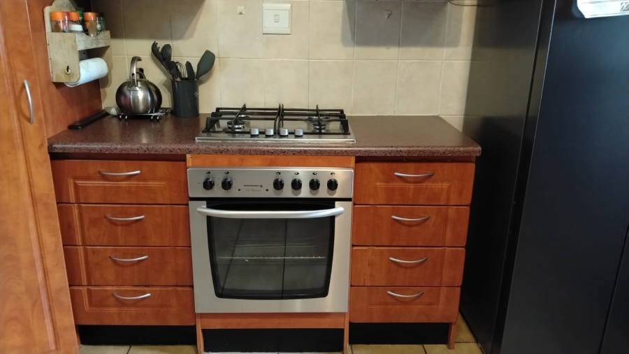 4 Bedroom Property for Sale in Greenhills Gauteng