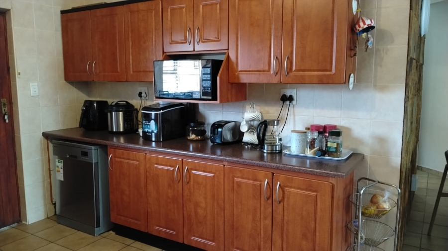 4 Bedroom Property for Sale in Greenhills Gauteng