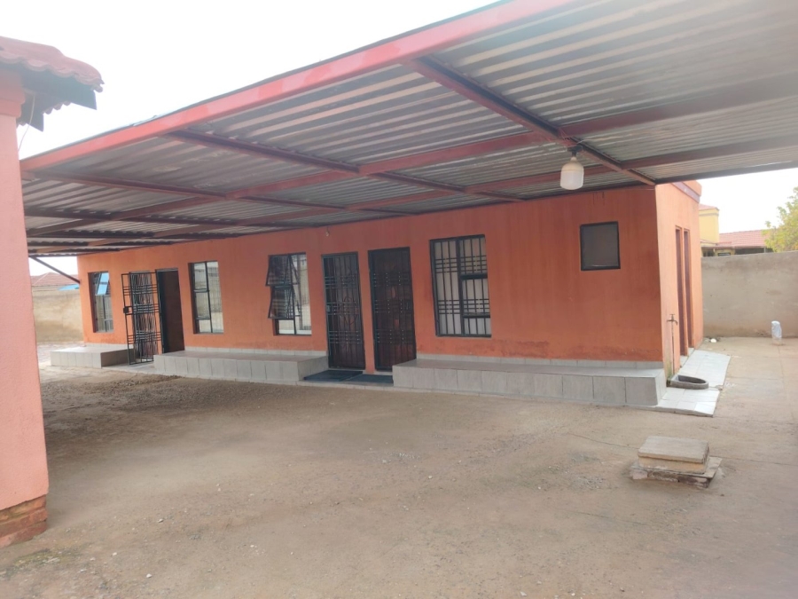 3 Bedroom Property for Sale in Finsbury Gauteng