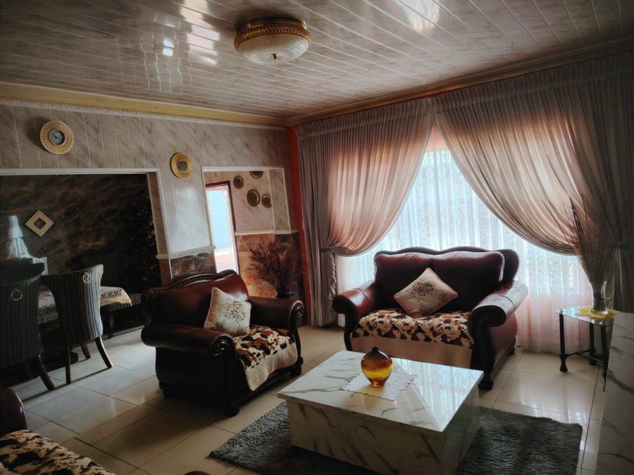 3 Bedroom Property for Sale in Finsbury Gauteng