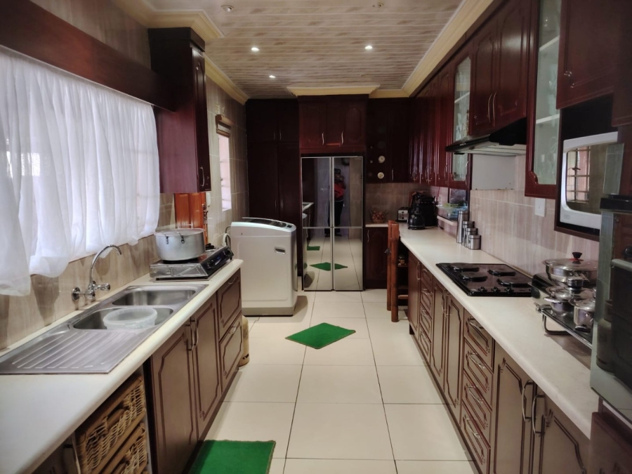 3 Bedroom Property for Sale in Finsbury Gauteng