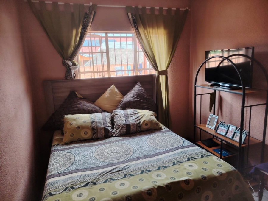 3 Bedroom Property for Sale in Finsbury Gauteng