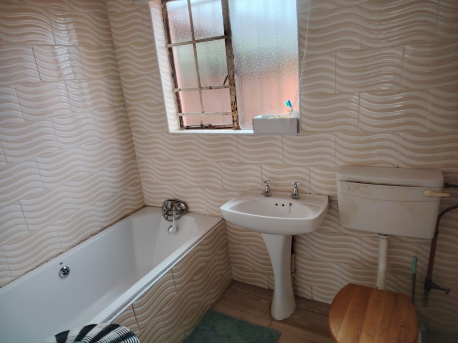 3 Bedroom Property for Sale in Finsbury Gauteng