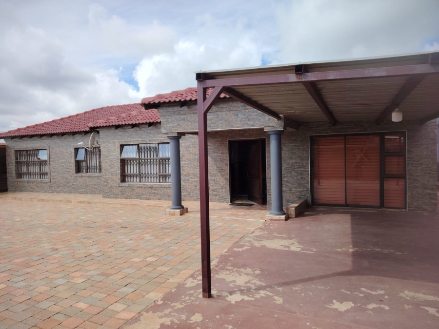 3 Bedroom Property for Sale in Finsbury Gauteng