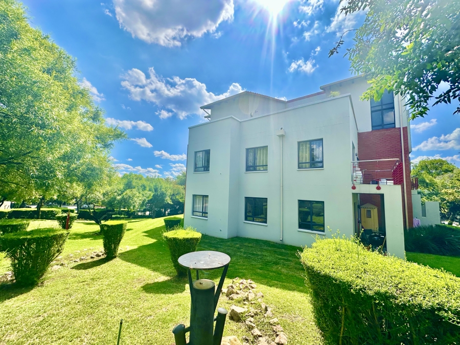 2 Bedroom Property for Sale in Jackal Creek Golf Estate Gauteng