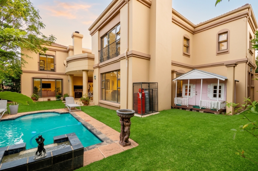 4 Bedroom Property for Sale in Morningside Gauteng