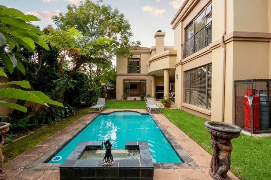 4 Bedroom Property for Sale in Morningside Gauteng