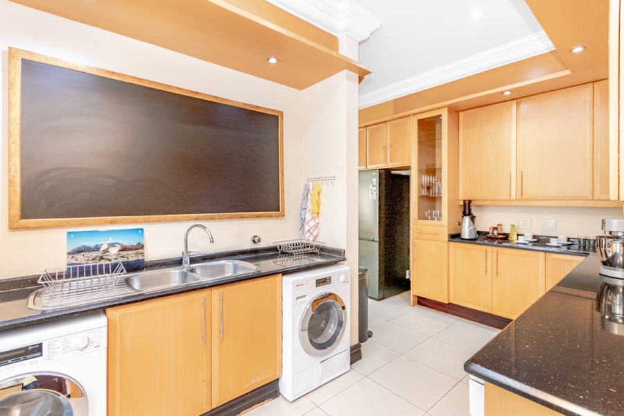 4 Bedroom Property for Sale in Morningside Gauteng