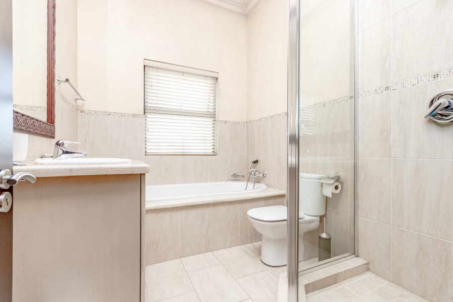 4 Bedroom Property for Sale in Morningside Gauteng