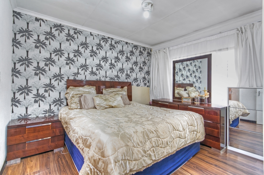 3 Bedroom Property for Sale in Albertsdal Gauteng