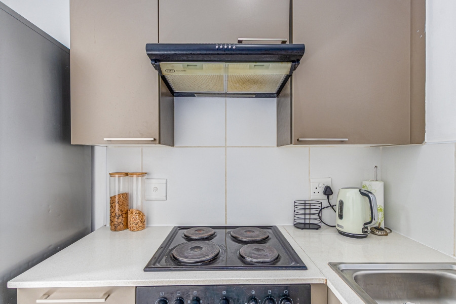 To Let 1 Bedroom Property for Rent in Sunninghill Gauteng