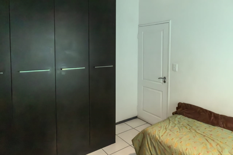 2 Bedroom Property for Sale in North Riding Gauteng