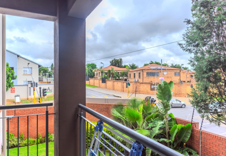 2 Bedroom Property for Sale in North Riding Gauteng