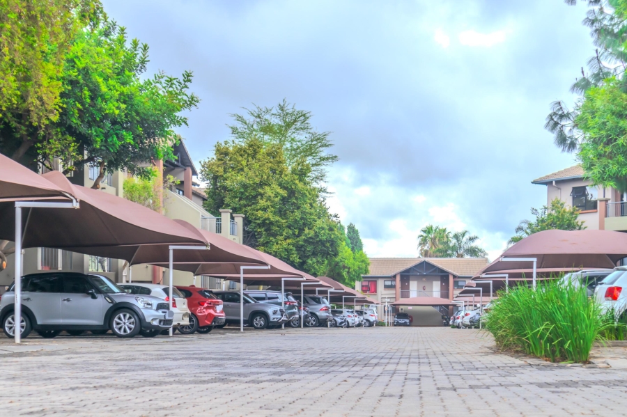 2 Bedroom Property for Sale in North Riding Gauteng