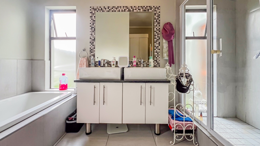 3 Bedroom Property for Sale in Craigavon Gauteng