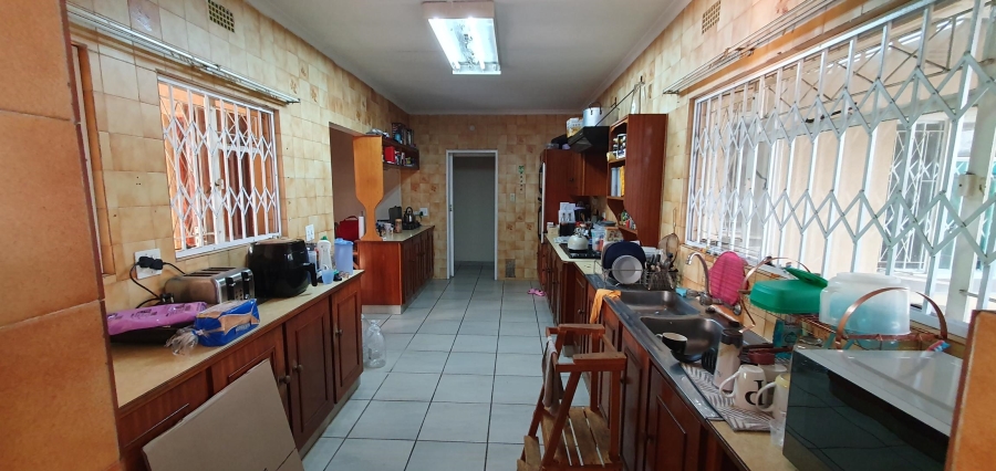 To Let 4 Bedroom Property for Rent in Verwoerdpark Gauteng