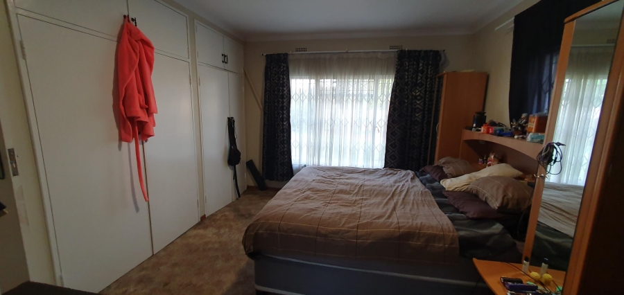 To Let 4 Bedroom Property for Rent in Verwoerdpark Gauteng