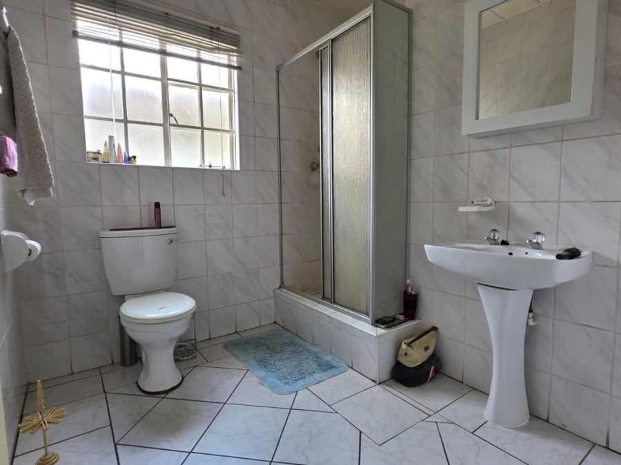 2 Bedroom Property for Sale in Eden Glen Gauteng